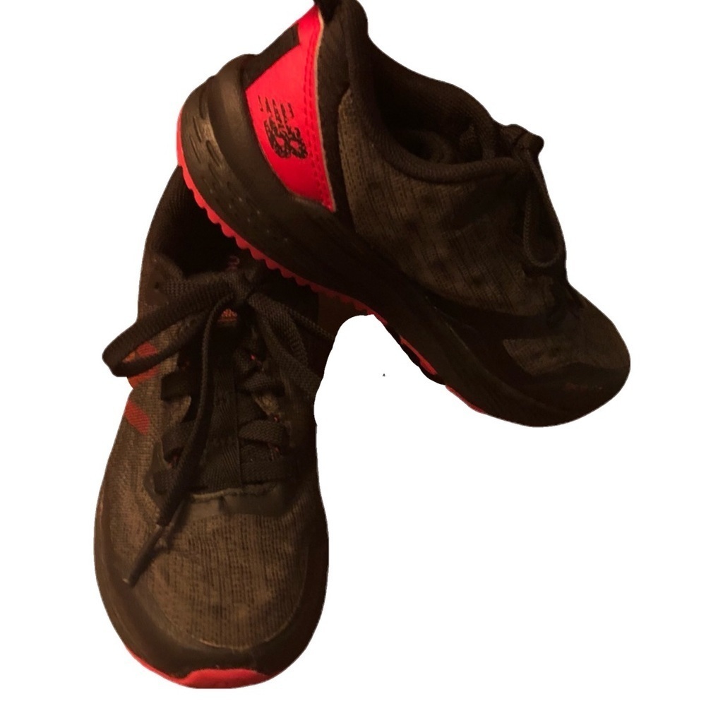Boy’s New Balance Shoes Sneakers All Terrain Sz 11